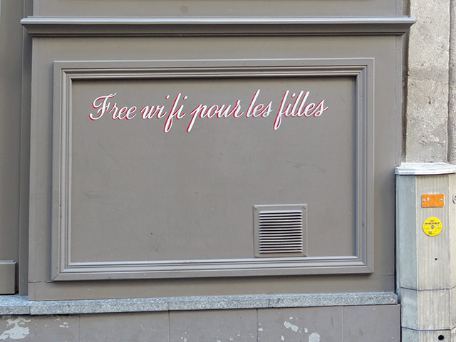 Calligraphie bicolore. FreeWiFi.jpg