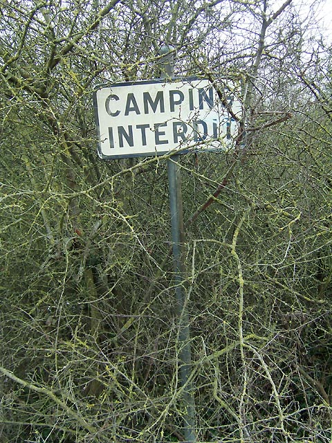 Camping interdit