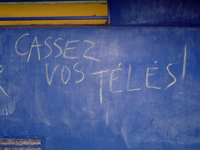 Cassez vos télés !