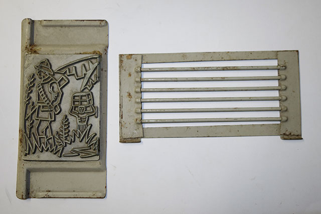 Presse jouet en tôle emboutie. PresseJouetToleEmboutie5.jpg