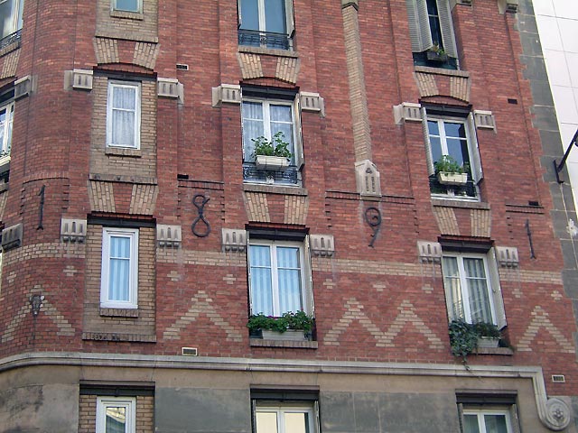 Lettres en fer forgé, Paris