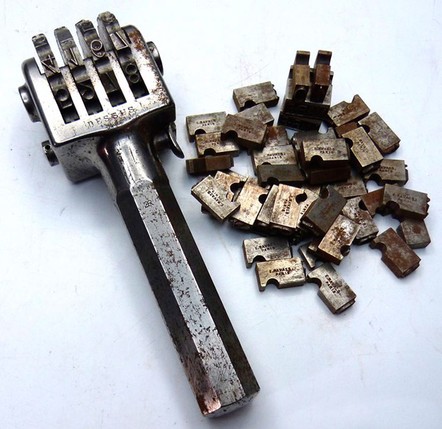 E-Ravasse-TimbreMetallique-1b.jpg